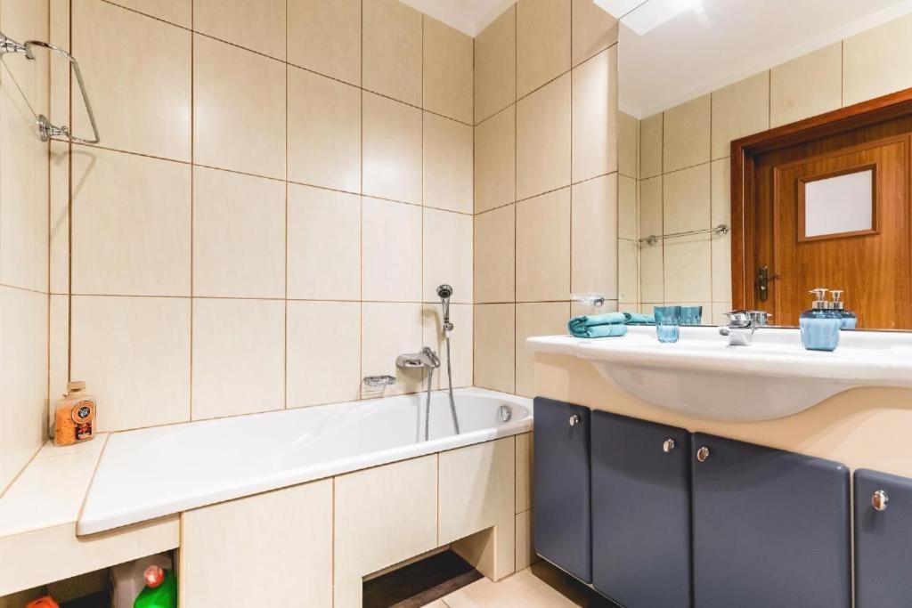 Apartament Niecala Queens Superior Lublin Exteriör bild
